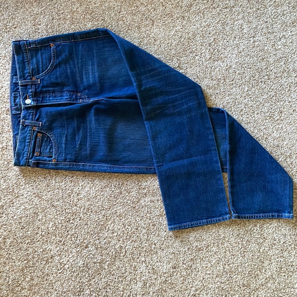 SALE!!! Like New 🍀 Lucky Brand 🍀 Authentic Straight Cropped Jeans Size 4/27